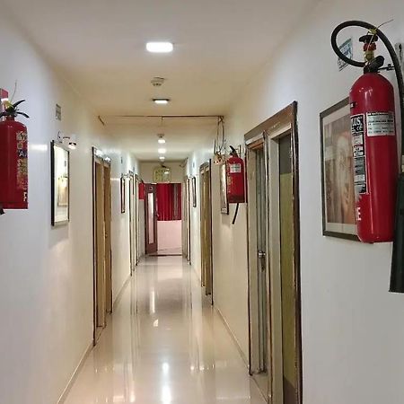 Hotel Royal Apple Ahmedabad Exterior foto