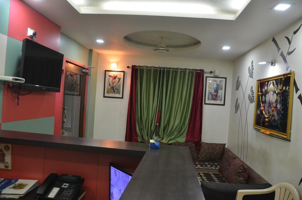 Hotel Royal Apple Ahmedabad Zimmer foto