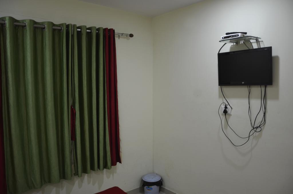 Hotel Royal Apple Ahmedabad Zimmer foto